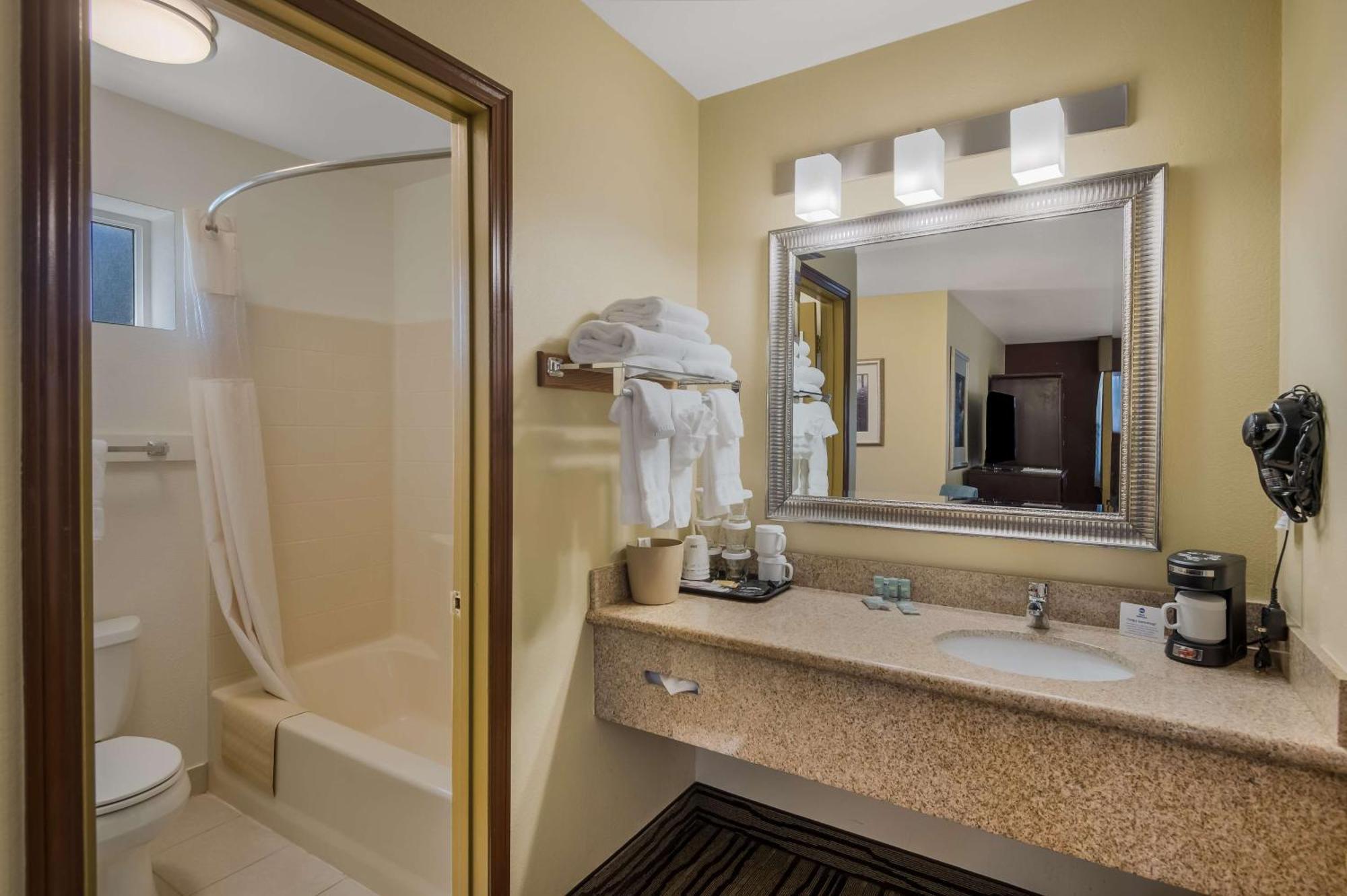 Best Western Cottage Grove Inn Dış mekan fotoğraf