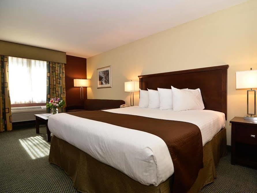 Best Western Cottage Grove Inn Dış mekan fotoğraf